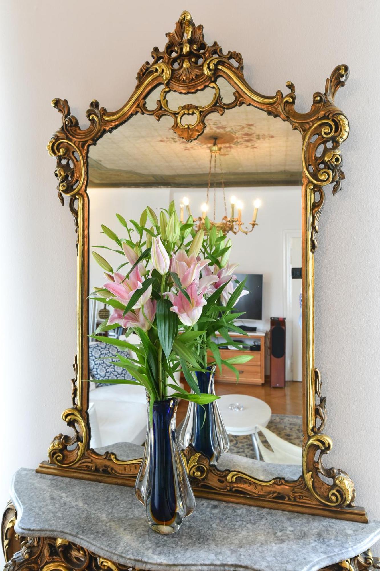 Neoclassical Luxury Apartment Λιουμπλιάνα Εξωτερικό φωτογραφία