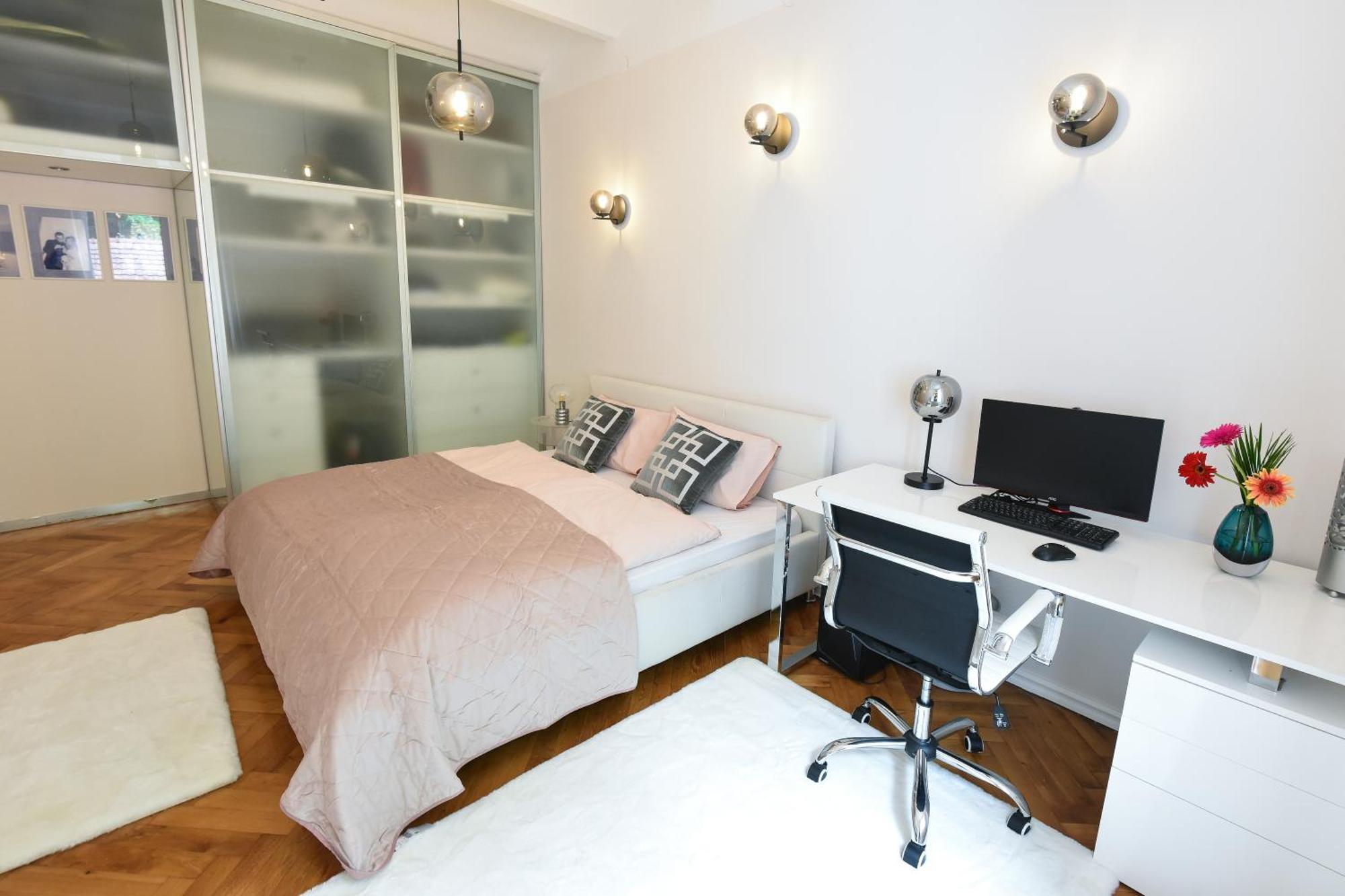 Neoclassical Luxury Apartment Λιουμπλιάνα Εξωτερικό φωτογραφία