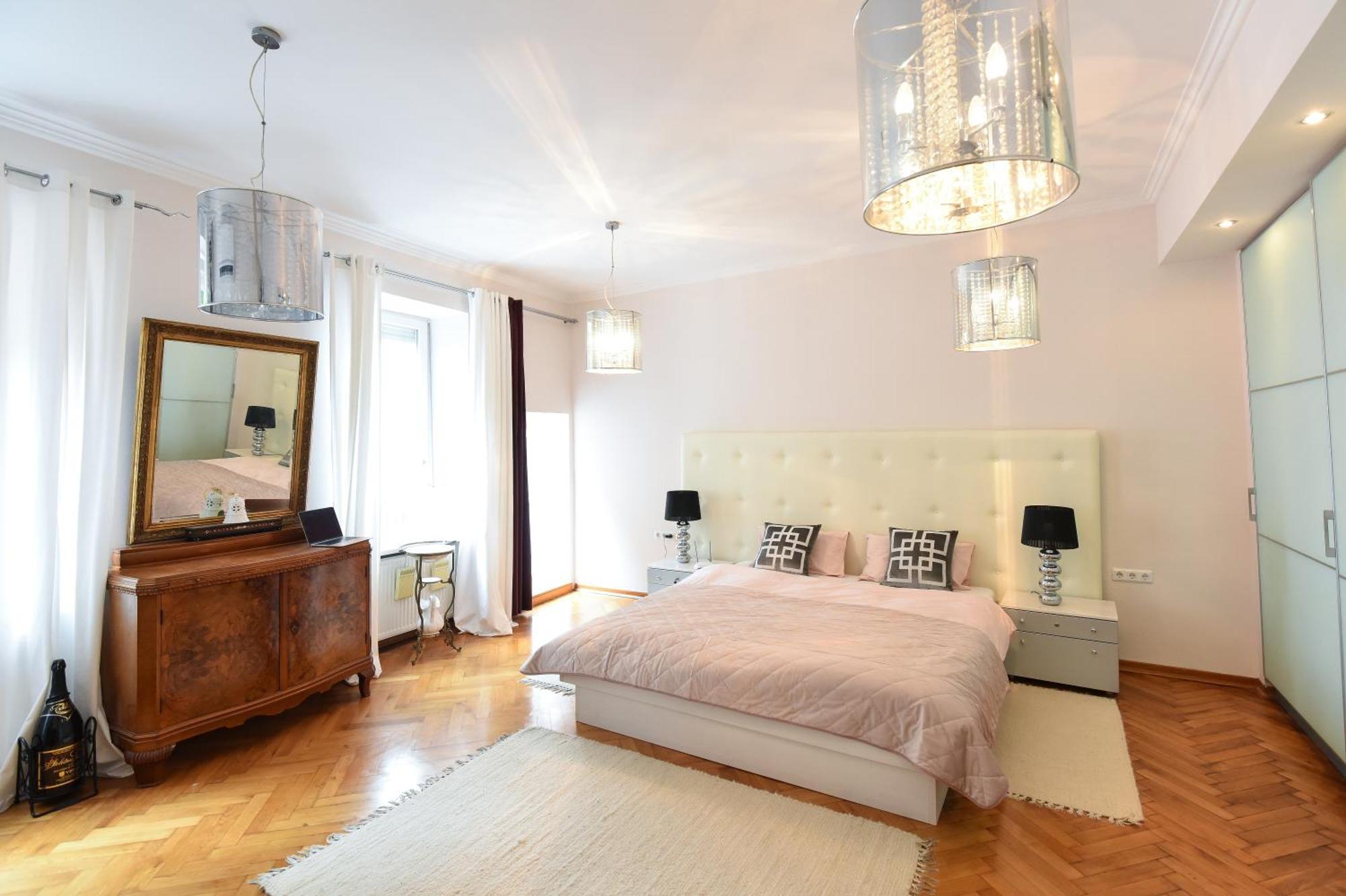Neoclassical Luxury Apartment Λιουμπλιάνα Εξωτερικό φωτογραφία