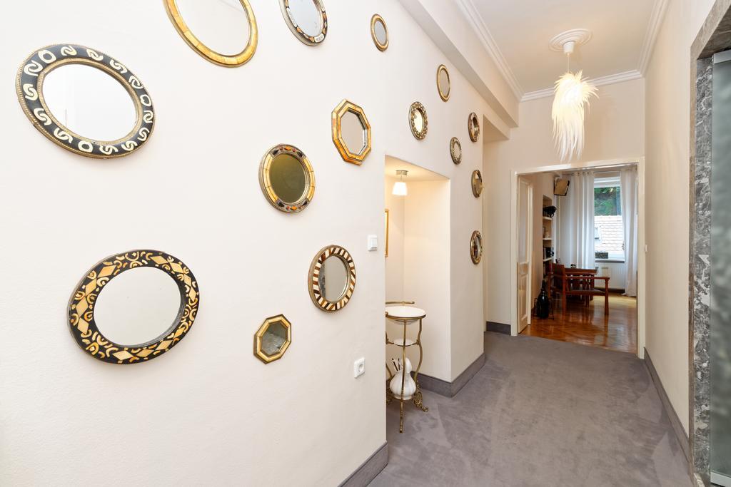 Neoclassical Luxury Apartment Λιουμπλιάνα Εξωτερικό φωτογραφία